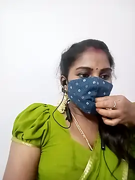 Snapshot of Tamil_roja17 chatting on 03/06/26, 06:59 Tamil roja17 online show from 03/06/26, 06:59