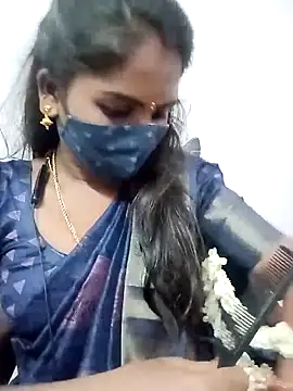 Snapshot of Tamil_roja17 chatting on 03/12/26, 05:41 Tamil roja17 online show from 03/12/26, 05:41