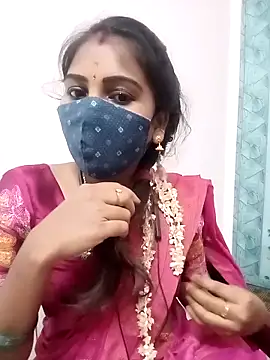 Snapshot of Tamil_roja17 chatting on 03/13/26, 07:09 Tamil roja17 online show from 03/13/26, 07:09