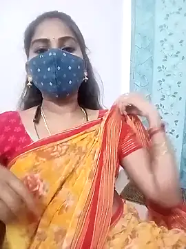 Snapshot of Tamil_roja17 chatting on 03/20/26, 07:08 Tamil roja17 online show from 03/20/26, 07:08