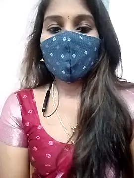 Snapshot of Tamil_roja17 chatting on 03/21/26, 11:04 Tamil roja17 online show from 03/21/26, 11:04