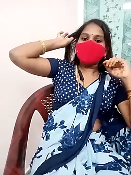 Snapshot of Tamil_roja17 chatting on 04/07/26, 09:21 Tamil roja17 online show from 04/07/26, 09:21