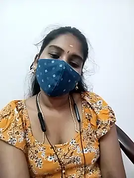 Snapshot of Tamil_roja17 chatting on 04/09/26, 06:19 Tamil roja17 online show from 04/09/26, 06:19