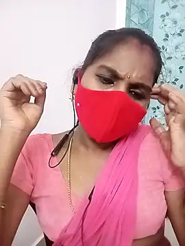 Snapshot of Tamil_roja17 chatting on 04/15/26, 05:53 Tamil roja17 online show from 04/15/26, 05:53