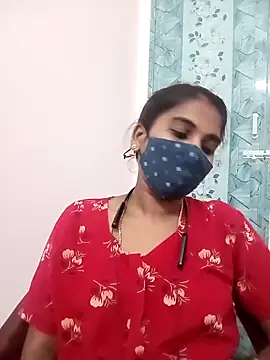 Snapshot of Tamil_roja17 chatting on 04/17/26, 02:25 Tamil roja17 online show from 04/17/26, 02:25