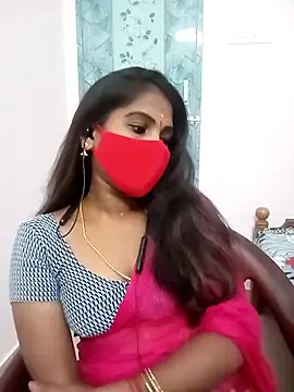 Snapshot of Tamil_roja17 chatting on 04/18/26, 08:51 Tamil roja17 online show from 04/18/26, 08:51