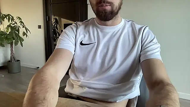 bullyboyy online show from 09/15/25, 06:35