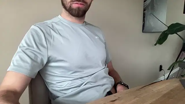 bullyboyy online show from 09/30/25, 07:02