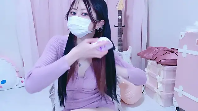 Snapshot of Megu-mimi chatting on 01/11/26, 04:56 Megu-mimi online show from 01/11/26, 04:56