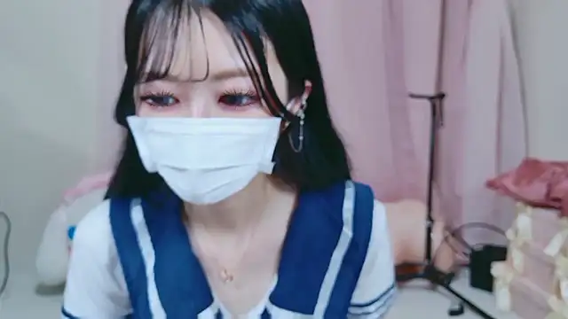 Snapshot of Megu-mimi chatting on 03/24/26, 08:41 Megu-mimi online show from 03/24/26, 08:41