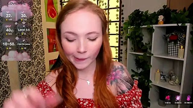 Snapshot of Maya_Light chatting on 03/07/25, 04:57 Maya Light online show from 03/07/25, 04:57