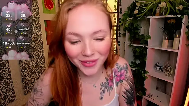 Snapshot of Maya_Light chatting on 03/12/25, 05:02 Maya Light online show from 03/12/25, 05:02