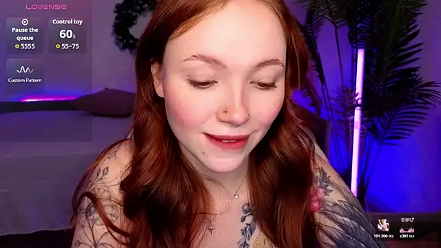 Snapshot of Maya_Light chatting on 01/18/26, 01:42 Maya Light online show from 01/18/26, 01:42