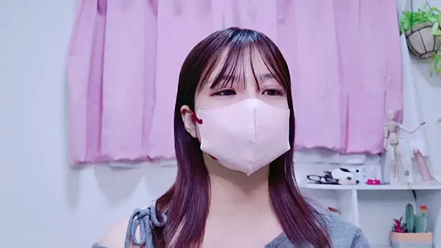 Snapshot of RUKA_o0_0o_ chatting on 02/05/25, 01:44 RUKA o0 0o online show from 02/05/25, 01:44