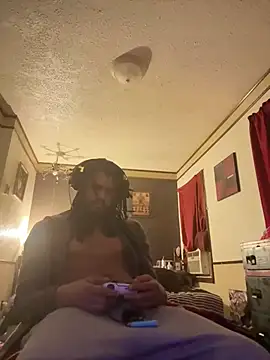 Snapshot of B3-Dindles chatting on 03/19/25, 05:30 B3-Dindles online show from 03/19/25, 05:30