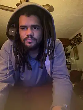 Snapshot of B3-Dindles chatting on 03/09/26, 05:00 B3-Dindles online show from 03/09/26, 05:00