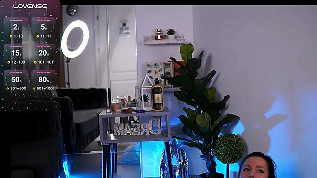 Flirtyy eve online show from 02/22/25, 10:29