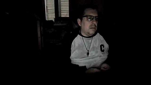 Usame como quieras online show from 12/23/25, 09:07