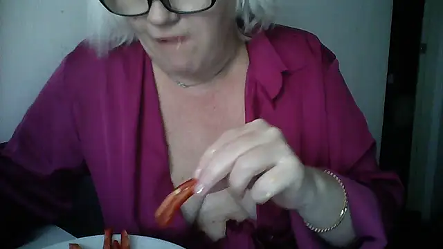 Mayya4321 online show from 10/22/25, 10:37