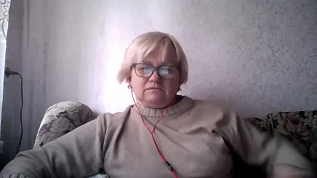 Snapshot of Mayya4321 chatting on 04/29/26, 08:29 Mayya4321 online show from 04/29/26, 08:29