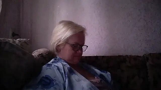 Snapshot of Mayya4321 chatting on 05/30/26, 06:43 Mayya4321 online show from 05/30/26, 06:43