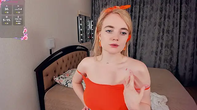 Snapshot of TateClack chatting on 02/14/25, 02:33 TateClack online show from 02/14/25, 02:33