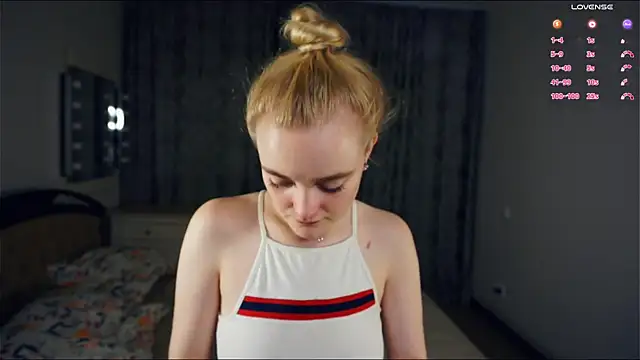 Snapshot of TateClack chatting on 02/20/25, 07:34 TateClack online show from 02/20/25, 07:34