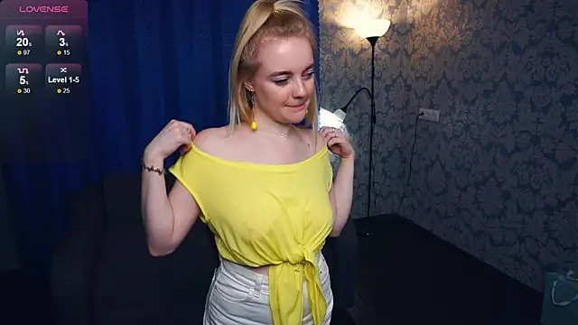 Snapshot of TateClack chatting on 02/21/25, 07:34 TateClack online show from 02/21/25, 07:34