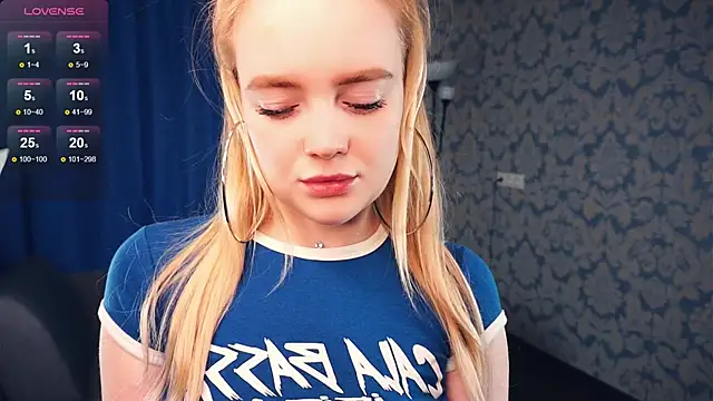 Snapshot of TateClack chatting on 02/27/25, 06:29 TateClack online show from 02/27/25, 06:29