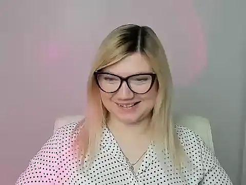 Lola moree online show from 11/05/25, 01:00