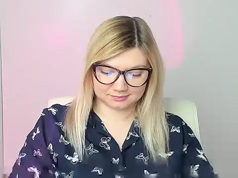 Lola moree online show from 11/10/25, 12:59