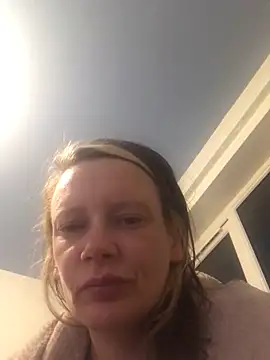 Snapshot of blondey206 chatting on 03/19/25, 04:47 blondey206 online show from 03/19/25, 04:47