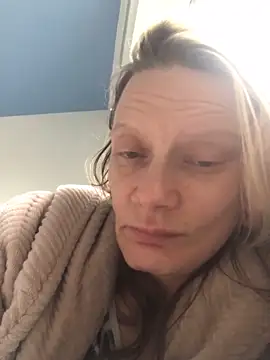 Snapshot of blondey206 chatting on 03/24/26, 02:11 blondey206 online show from 03/24/26, 02:11