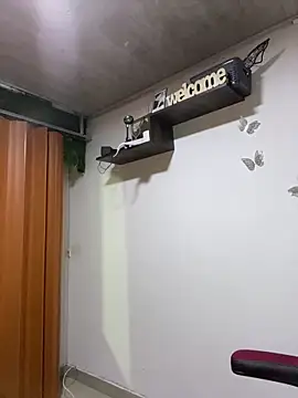 Melody rousse  online show from 11/07/25, 08:42