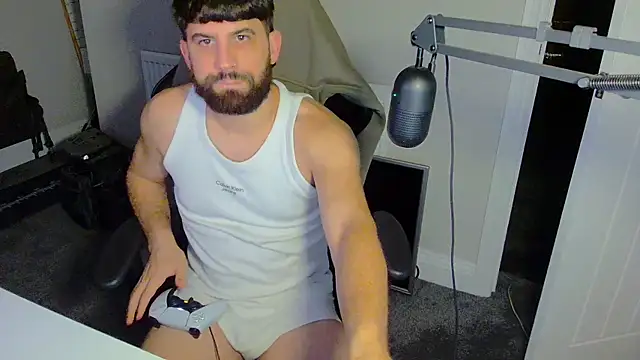 Snapshot of lucas_kazimm chatting on 11/13/25, 06:18 lucas kazimm online show from 11/13/25, 06:18