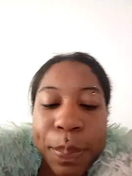 Zaira Rose  online show from 10/10/25, 01:32