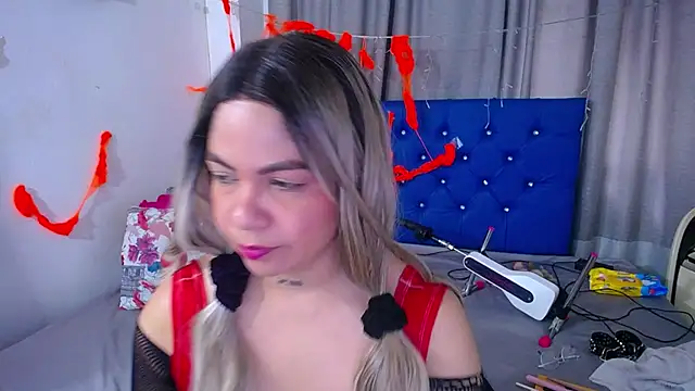 hornny cougar online show from 10/30/25, 06:52