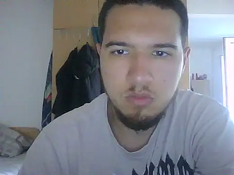 Snapshot of Drag_Queen chatting on 06/14/26, 05:48 Drag Queen online show from 06/14/26, 05:48