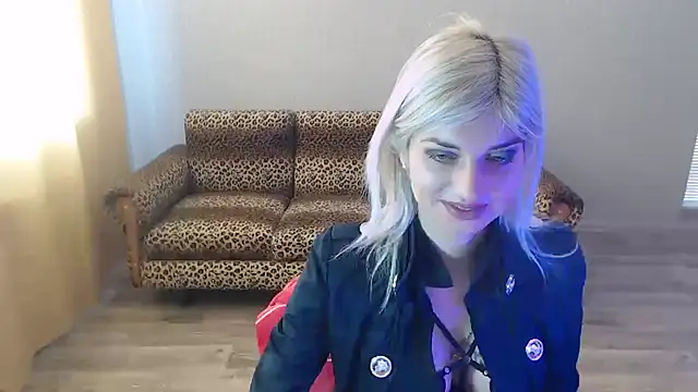 SexyBeatriice online show from 02/17/25, 07:26