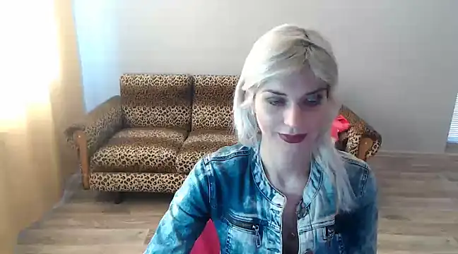 SexyBeatriice online show from 02/24/25, 07:11