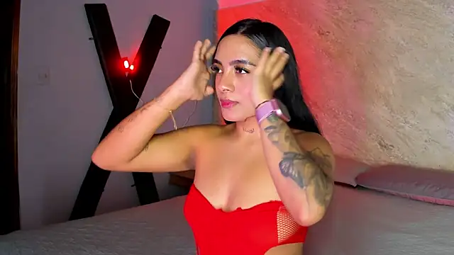 Estefy gomez09 online show from 10/04/25, 03:37