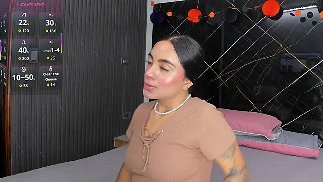 Estefy gomez09 online show from 11/06/25, 04:02