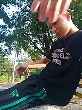 Snapshot of arevalo1124 chatting on 09/08/25, 09:36 arevalo1124 online show from 09/08/25, 09:36