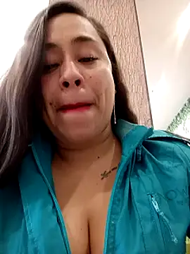 kamila lovee online show from 11/06/25, 07:26