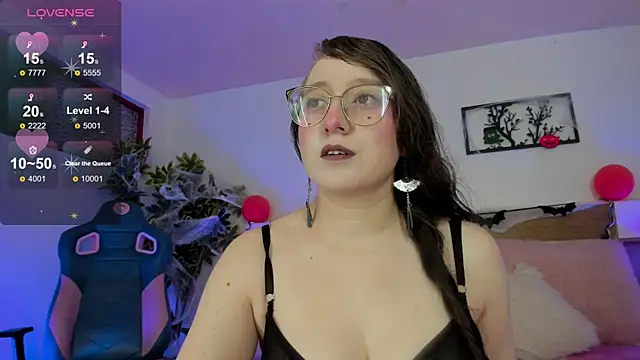 julietha bianco  online show from 10/27/25, 02:21