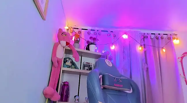 Nalia adams online show from 02/05/25, 01:37