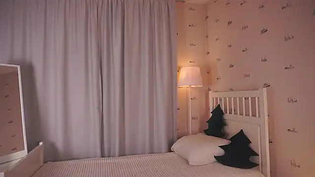 OdetteAven online show from 02/03/25, 09:19