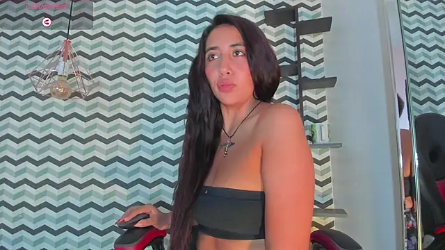 CALANTHELOVE1 online show from 03/04/25, 06:15