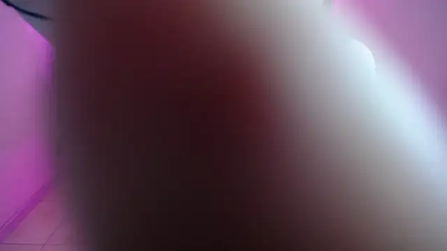 Snapshot of Adri_Gomez_ chatting on 02/10/25, 03:35 Adri Gomez online show from 02/10/25, 03:35