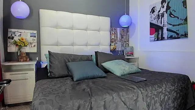 Thomas May4rs online show from 02/27/25, 04:09